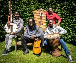 Mandé Sila – Habib Koité, Aly Keïta, Lamine Cissokho, Mama Koné
